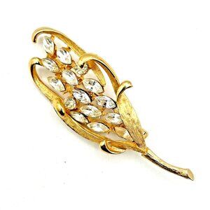 Vintage TRIFARI Brooch Marquise Rhinestone Leaf Vine Gold Tone Brooch 3"